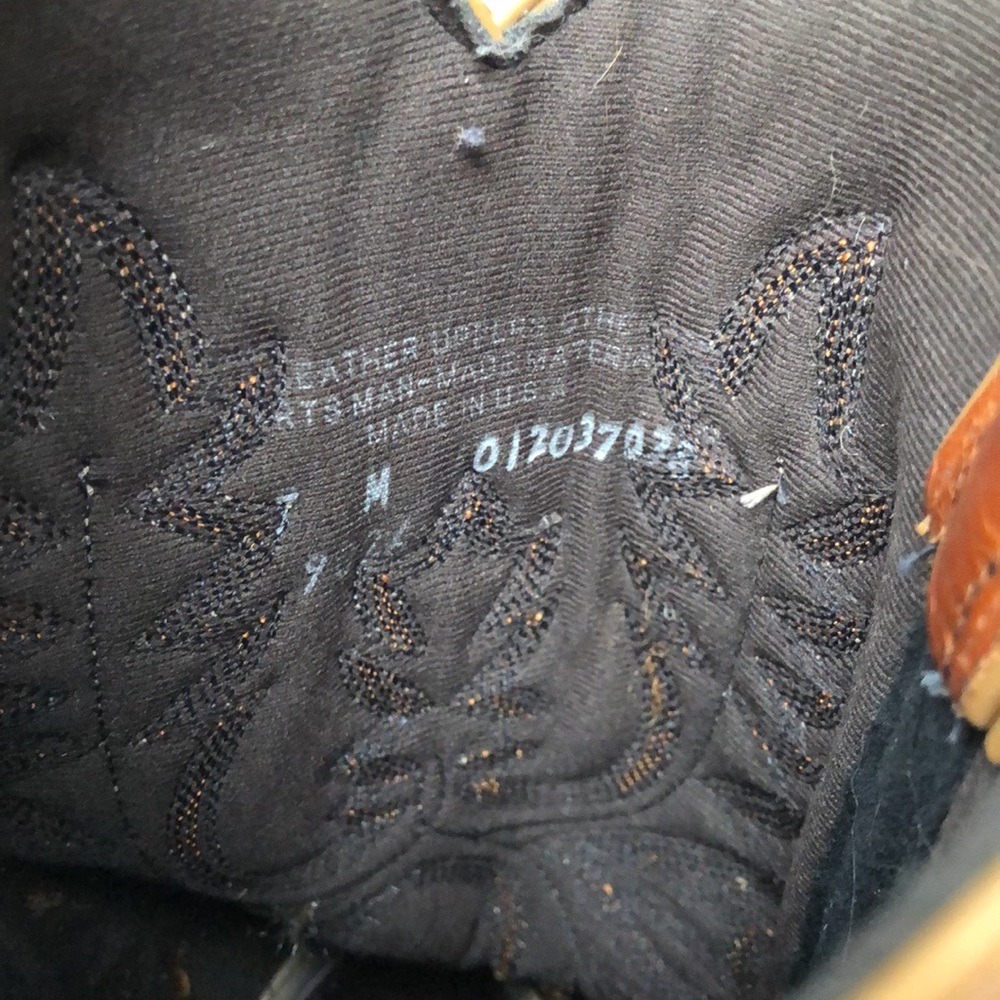 Gorgeous camel brown western square toe boots - Picture 12 of 12